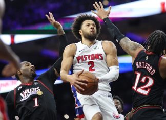 Deca iz Grada motora na čelu kolone